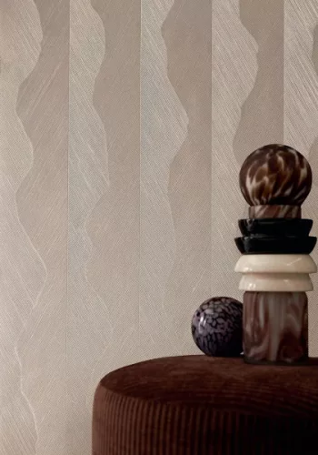 Casamance Ecrin, papír, vinyl anyagú, homok színű, 3d, vonalas, hullámos, Modern tapéta