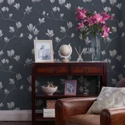   Graham & Brown Laura Ashley Signature Vol.1 vlies anyagú, kék, fehér, szürke színű, virágos, Romantikus tapéta