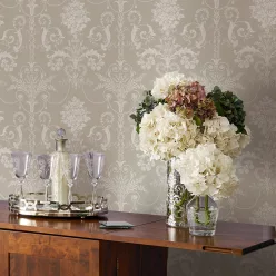   Graham & Brown Laura Ashley Signature Vol.1 vlies anyagú, szürke, fehér színű, barokk, virágos, Romantikus tapéta