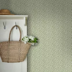   Graham & Brown Laura Ashley Signature Vol.1 vlies anyagú, zöld, fehér színű, virágos, Romantikus tapéta
