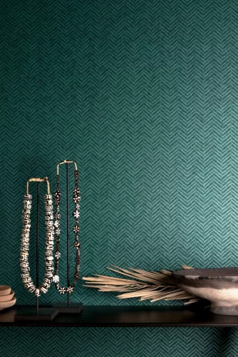 Khroma Bahia vlies anyagú zöld színű zig-zag, chevron modern tapéta