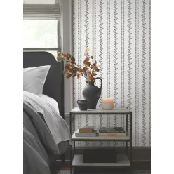   York Magnolia Home by Joanna Gaines papír anyagú fekete, fehér  színű leveles, csíkos Romantikus tapéta