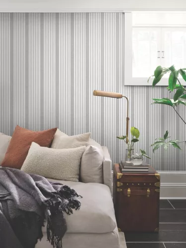 York Magnolia Home by Joanna Gaines papír anyagú szürke, fehér színű csíkos  Romantikus tapéta