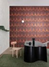 Khroma Terra vlies anyagú fekete, rozsdabarna színű váza modern tapéta