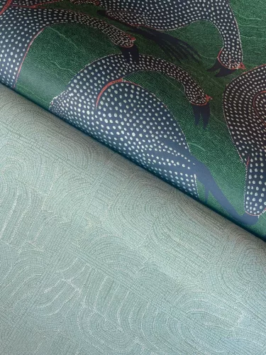 Khroma Terra vlies anyagú barna, kék színű absztrakt, geometriai modern tapéta