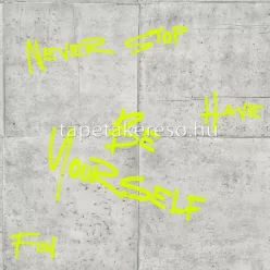   Caselio Young & Free vlies, vinyl anyagú szürke, neon zöld színű betonhatású, feliratos ifjúsági tapéta
