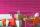 Behang Expresse Happy Living vlies anyagú pink, rózsaszín, narancssárga, piros színű geometriai, etno retro poszter